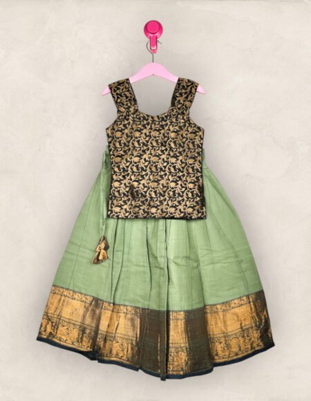 Green and Black Jaquard Long Skirt and Blouse/5-6 Years