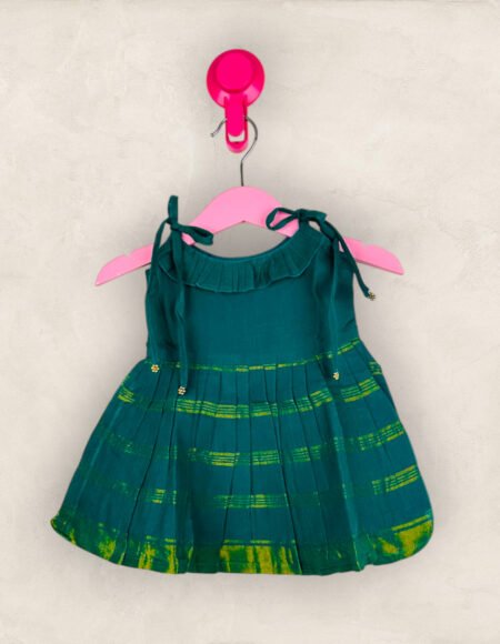 Handloom Cotton Green Tie Up Frock /0-6 Month